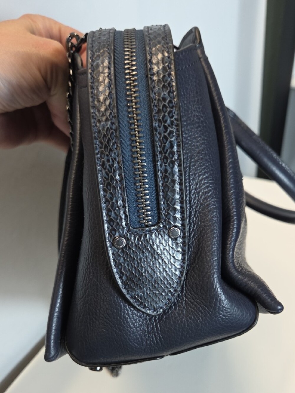 Coach Drew Satchel Pebbled Leather in Navy With Gun Metal Hardware - Picture 4 of 11
